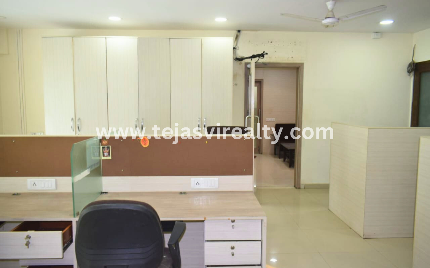 Rent office near Andheri Station