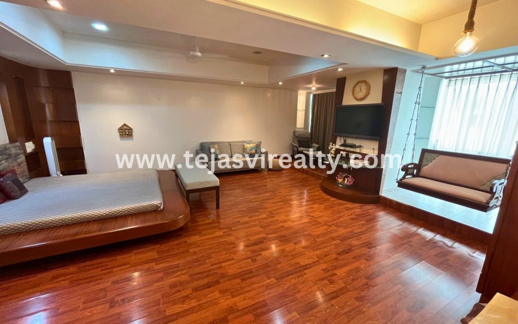 5-bhk-flat-on-outright-in-juhu-mumbai