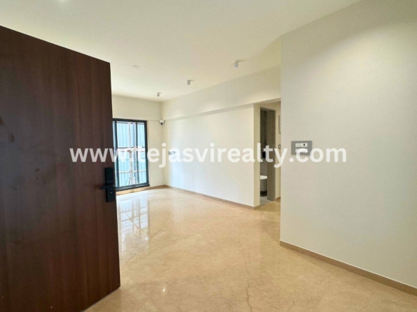 3-BHK-luxury-flat-in-Khar-West-living-room-interior