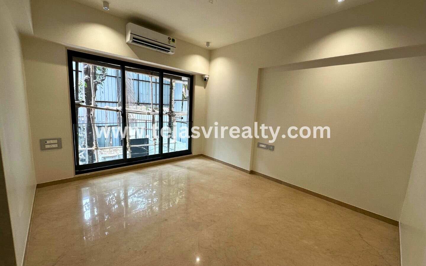 premium-bedroom-3-BHK-apartment-Khar-West-Mumbai